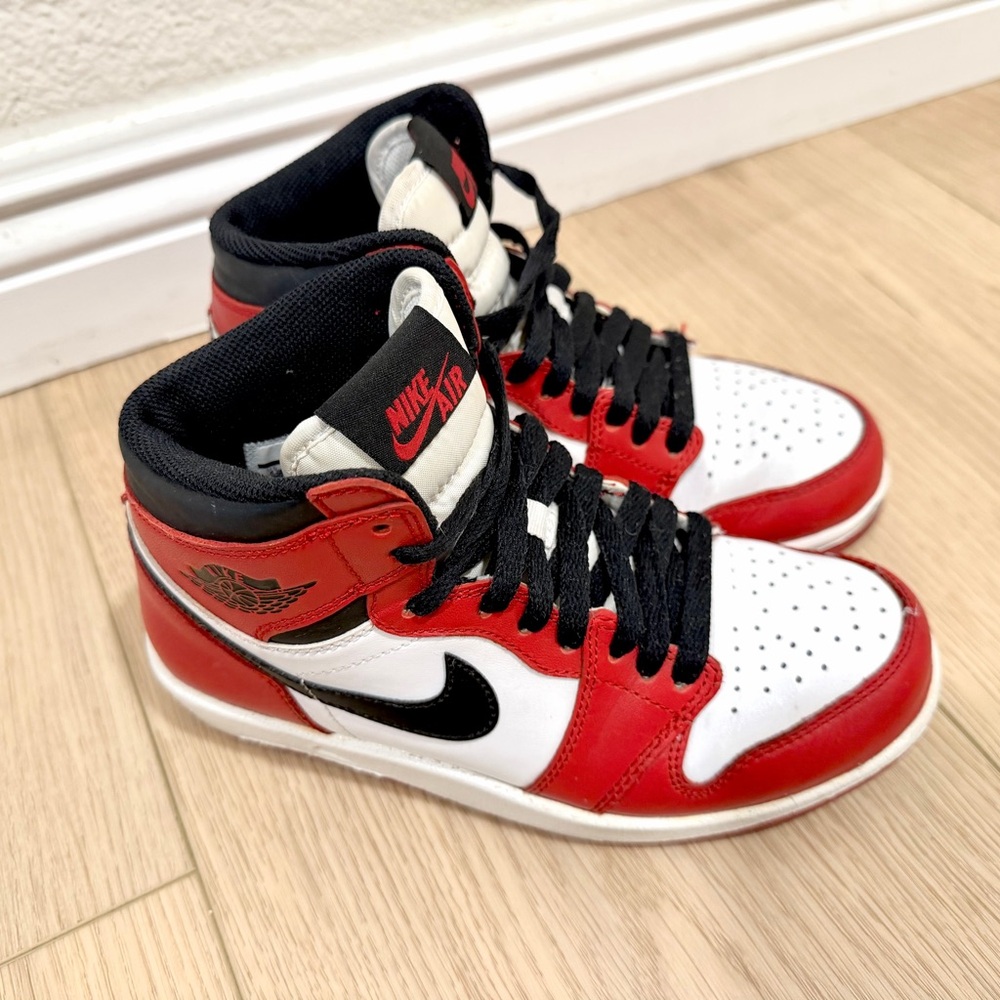 AJ 1 HI THE RETURN